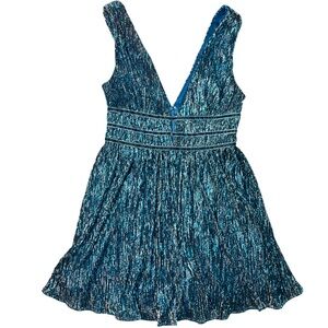 Lulus Party Hoco Prom Cocktail Dress Shimmer Short NWT Small Blue Flare V Neck